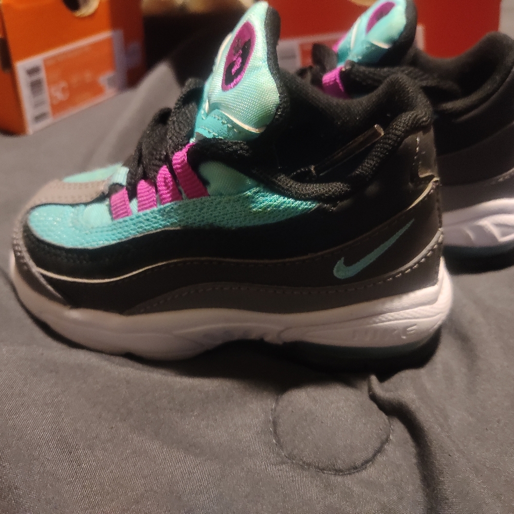 Nike air max size 6c